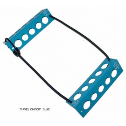 TRAVEL CHOCK MEDIUM BLUE