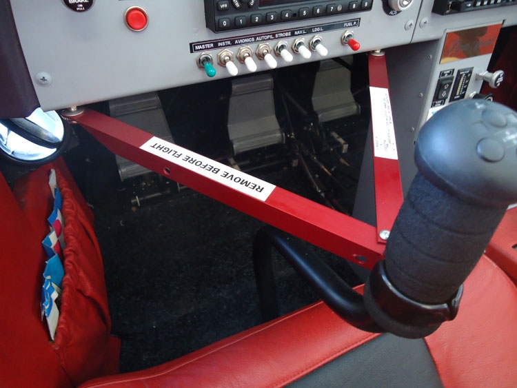 VANS RV CONTROL LOCK CL100 SHORT from Aircraft Spruce Europe