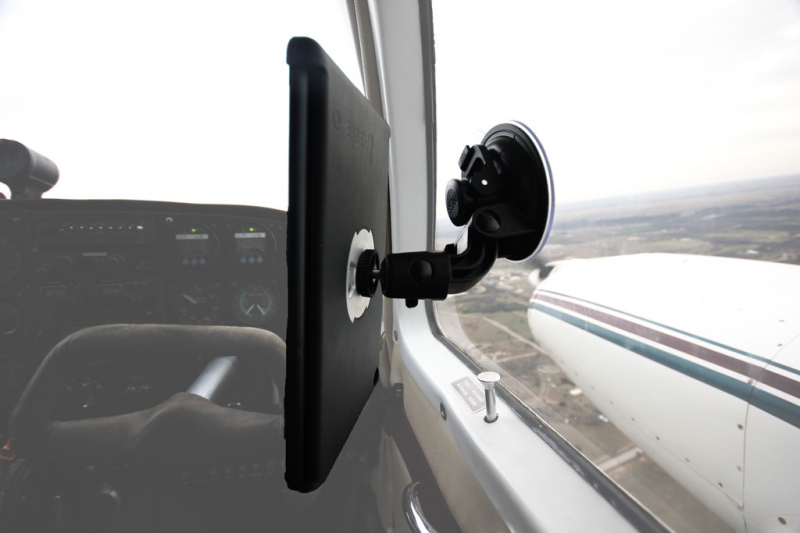 DEOHAKO IPAD SUCTION MOUNT from Aircraft Spruce Europe
